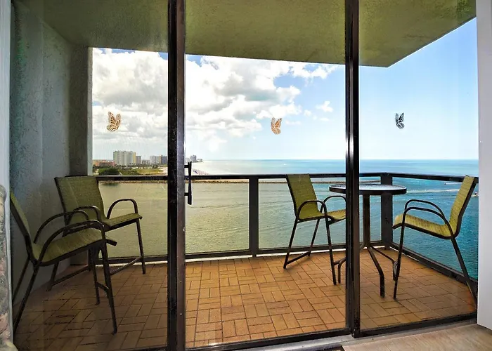 Apartment 440 West 1507s