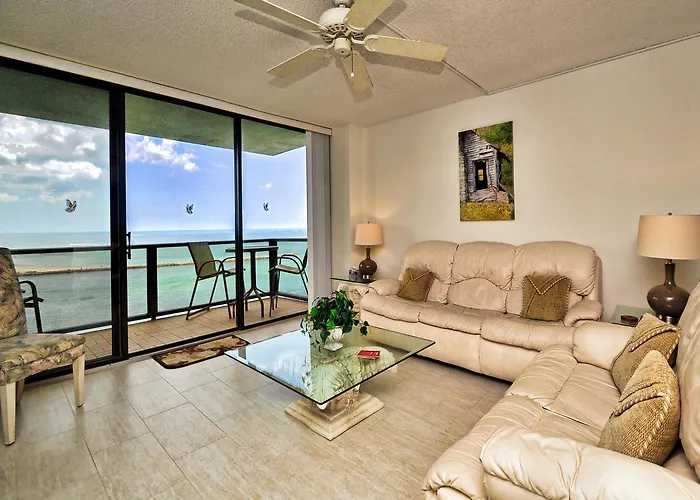 440 West 1507s Apartment Clearwater Beach